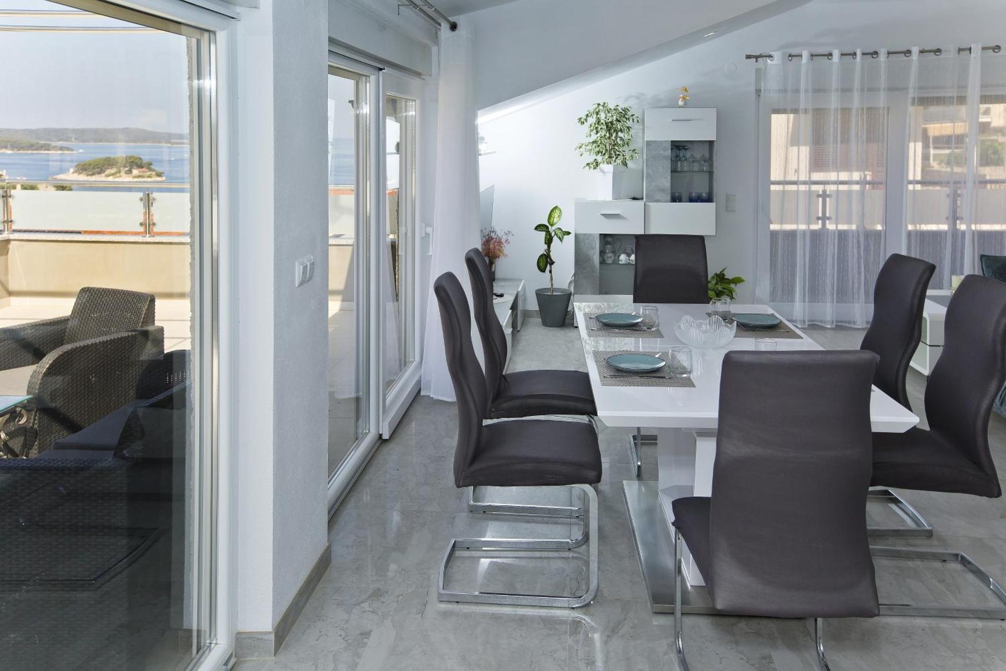 Apartment Divkovic